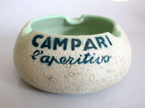 Vintage Hand painted Italy Pottery Ashtray with Embossed detail By CE AS ALBISOLA