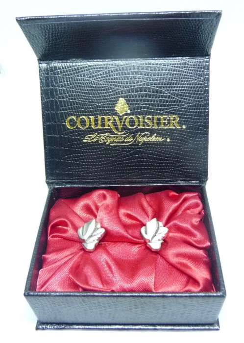 Stylish Set of Courviusier Cufflinks in Original Box