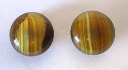 Vintage Round Tiger Eye Resin Clip On Earrings