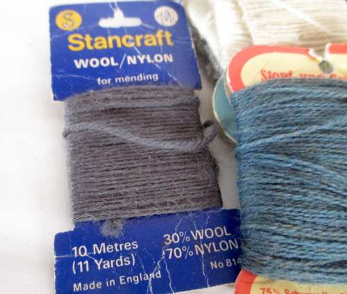 Lot of 13 Vintage Wool mending yarn packets. Original. Different colors.