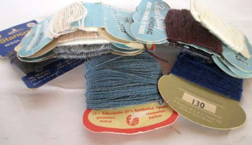 Lot of 13 Vintage Wool mending yarn packets. Original. Different colors.