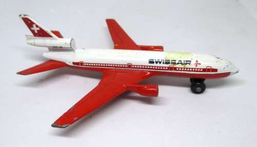 Matchbox SP 13 DC-10 SwissAir 1973. Made in England.