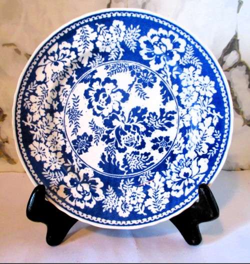 Masons Blue Batik Plate . 200mm diameter. Wall hanging.