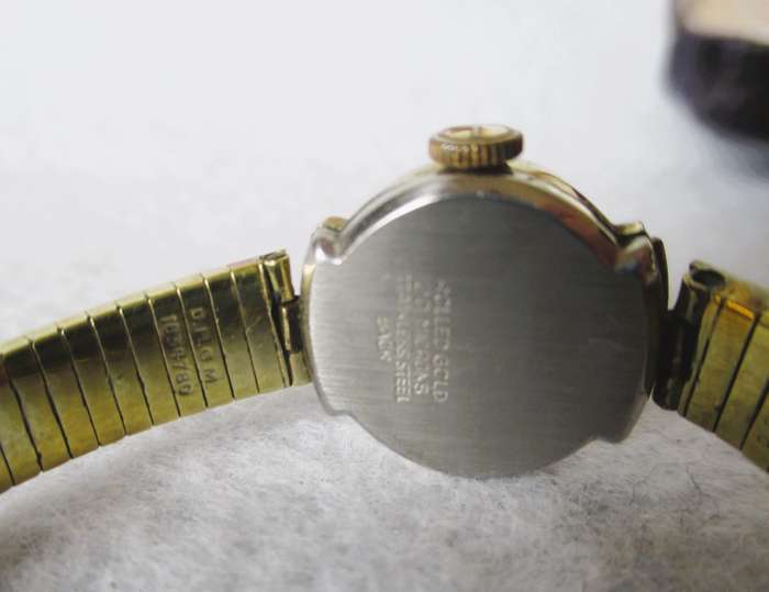 Vintage Rolled Gold 20 Macrons 17 Jewels Lanc Swiss Ladies Watche in original box. Working.