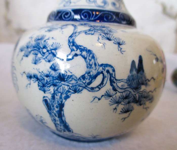 Antique Old Blue White Porcelain Dynasty Pine Tree Bamboo Flower Bottle Vase. RARE. 130mm