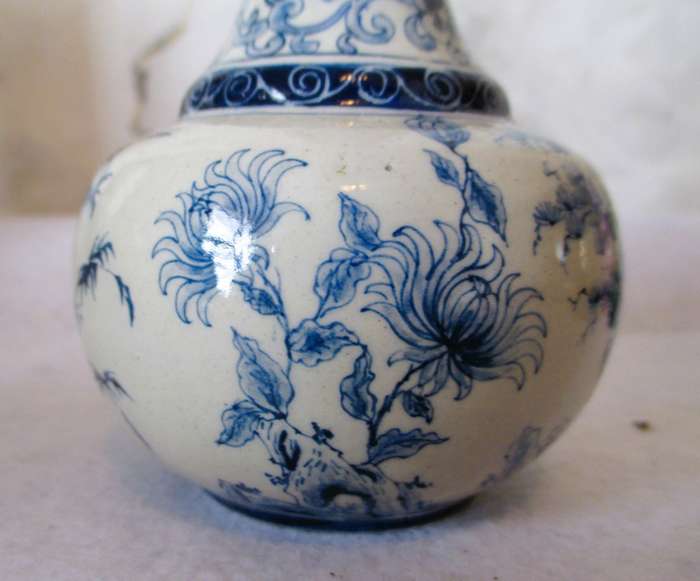 Antique Old Blue White Porcelain Dynasty Pine Tree Bamboo Flower Bottle Vase. RARE. 130mm