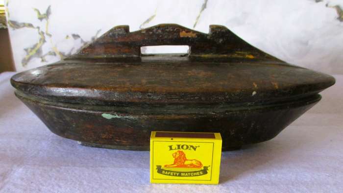 Antique/Vintage Lozi Container from Zambia 31 x 10 x 15cm