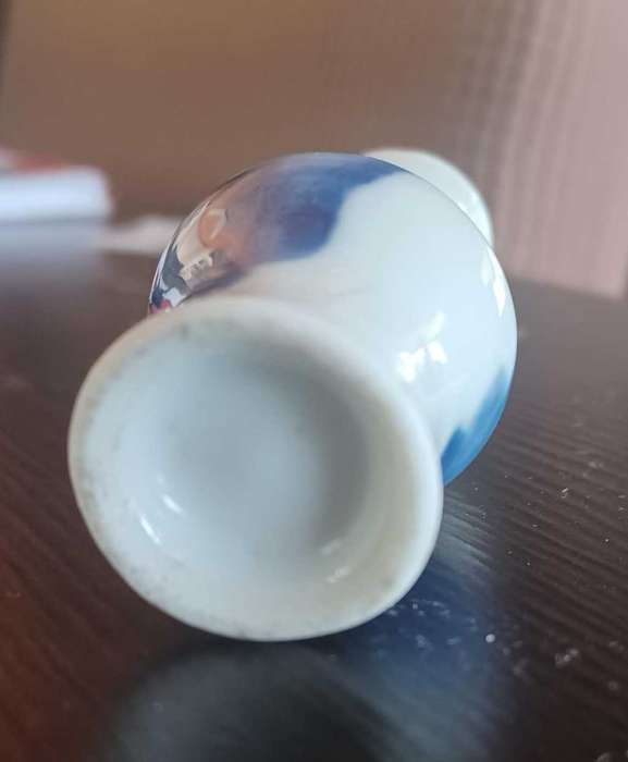 Antique Mini Chinese porcelain - Vase - Guangxy dynastie - Qing - 19th century. See discription