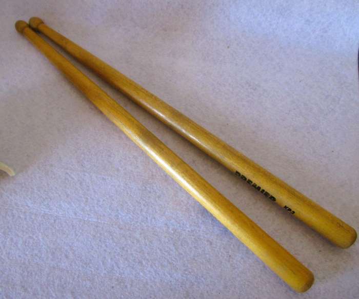 Premier Jim Kilpatrick KP3 pipe band snare drum wooden sticks