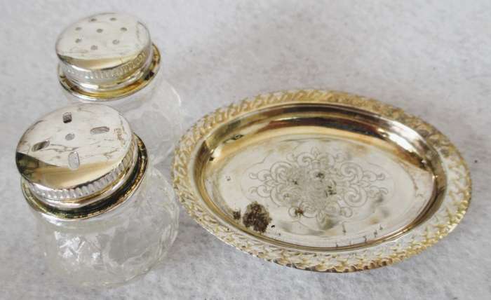 Vintage Fairy Brand ELWECO Silver Plated Salt & Pepper Shakers with Tray in original packaging.