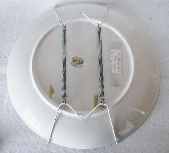 Vintage Porcelain hand painted Lamode wall hanging plate, with wire hanger.  circa 1960. 26cm dia.