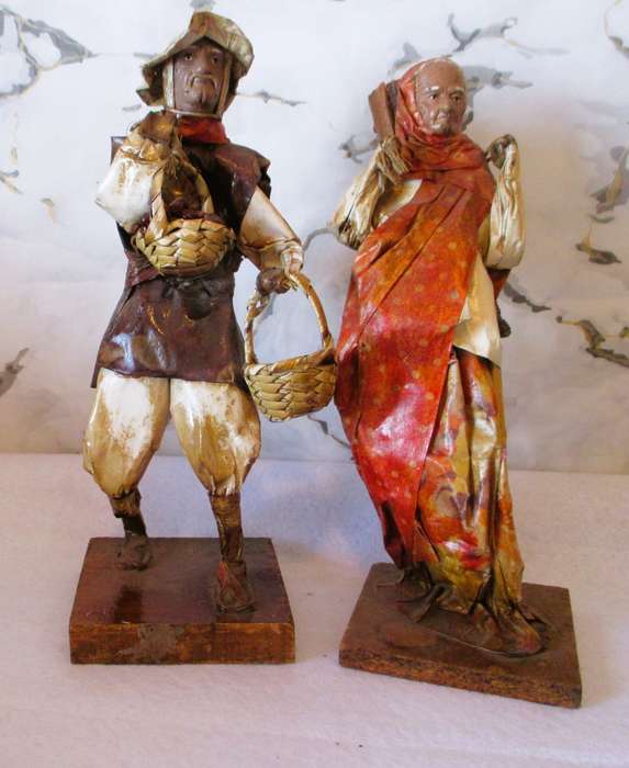 Vintage Mexican Paper Mache Folk Art Man Woman Peasant Sculpture. 280mm high.