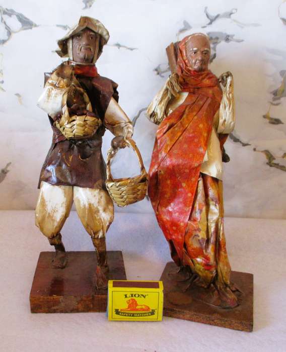 Vintage Mexican Paper Mache Folk Art Man Woman Peasant Sculpture. 280mm high.