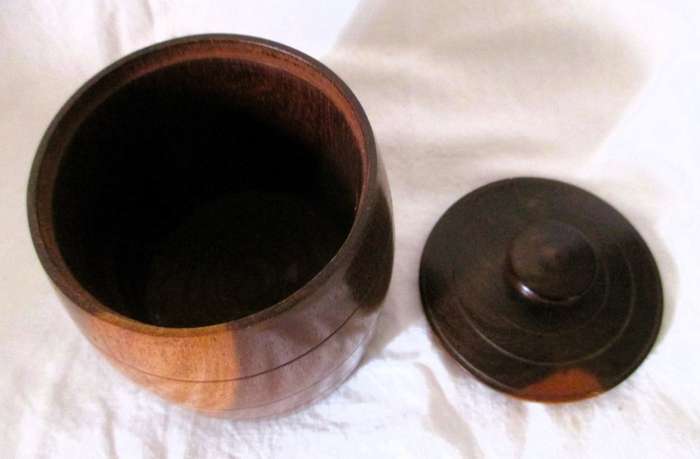 Lovely Vintage Wooden Tabacco Barrel. 80mm high.