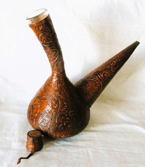 Vintage Embossed LEATHER Wrapped Glass Wine Bottle Flask DECANTER Don Quixote Spain