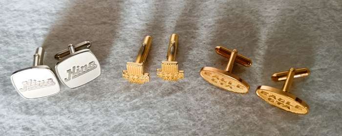 Lot of Vintage cuff links and other memorabilia. As per photo.