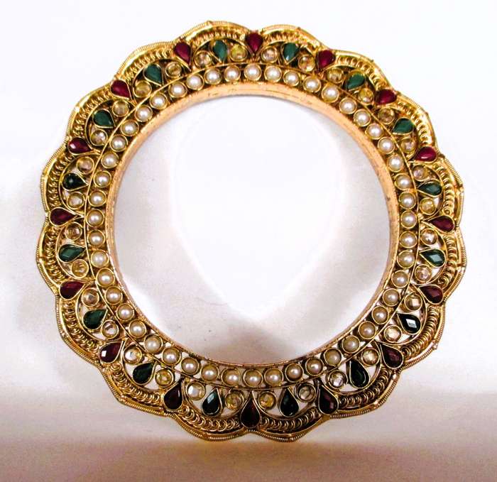 Indian Traditional Ethnic Stone Bangle. Aabushan Imitation Jewelry. Lovely piece
