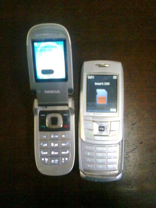 NOKIA 2760 and SAMSUNG E250 phone up for bargain - Crazy No reserve starting @ 1c  - Please read