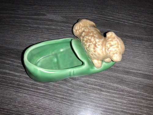 SYLVAC  Slipper and dog   no 31