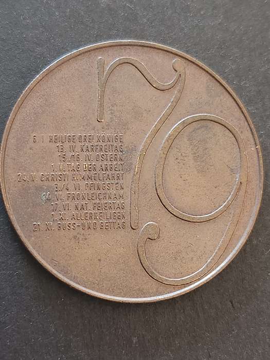 Scarce Bronze Porsche 935 1979 Medallion 38mm x 38mm - as per photograph