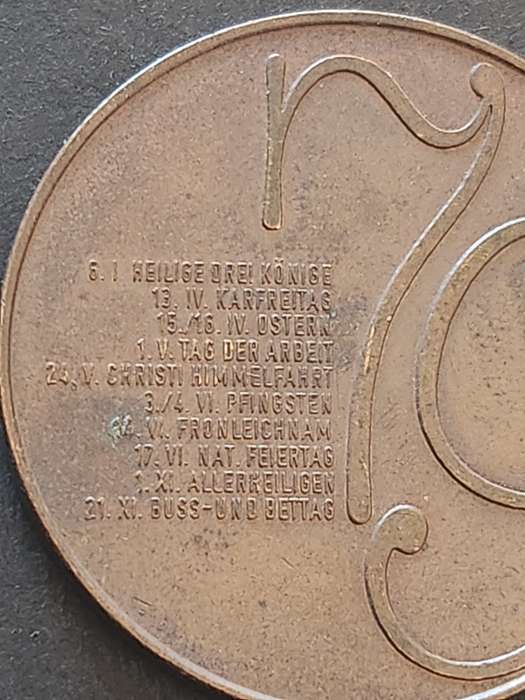 Scarce Bronze Porsche 935 1979 Medallion 38mm x 38mm - as per photograph