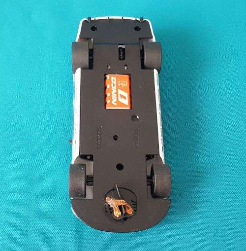 NINCO FORD RACING SLOT CAR