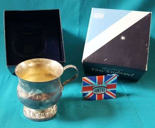 VINTAGE SILVER PLATED IANTHE TINY TANKARD IN ORIGINAL BOX