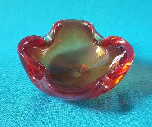 BEAUTIFUL RED MURANO BOWL / ASHTRAY