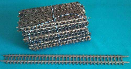 LOT OF 51 TRI-ANG HO-SCALE TRAIN TRACKS