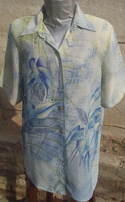 Ladies 2XL Shirts