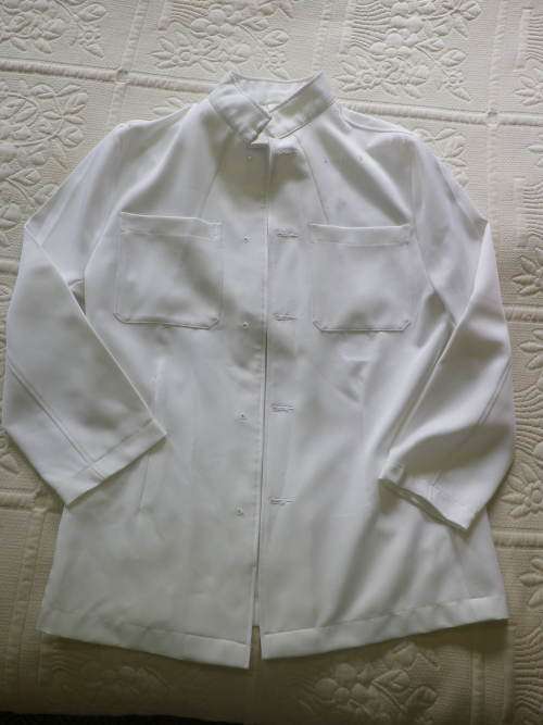 SA NAVY - WHITE TROUSERS + TUNIC (NO BUTTONS / INSIGNIA) -  MADE FG UNIFORMS -SIZE 117 RL     (4140)