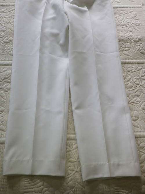 SA NAVY - WHITE TROUSERS + TUNIC (NO BUTTONS / INSIGNIA) -  MADE FG UNIFORMS -SIZE 117 RL     (4140)