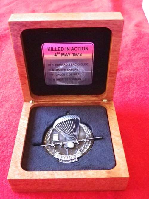 1 PARA BATTALION - MEDALLION COMMEMORATING BATTLE OF CASSINGA  - NO 94 -  IN ORIGINAL BOX (6503)