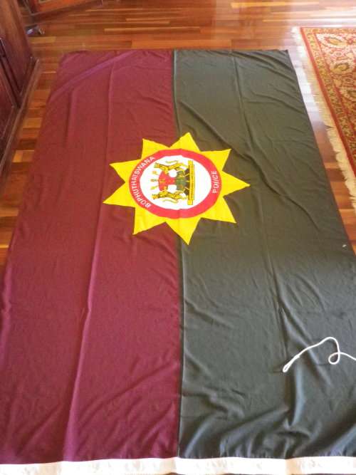 BOPHUTHATSWANA POLICE CEREMONIAL FLAG  - LARGE -  270 X 160 CM      RARE                     (6079)