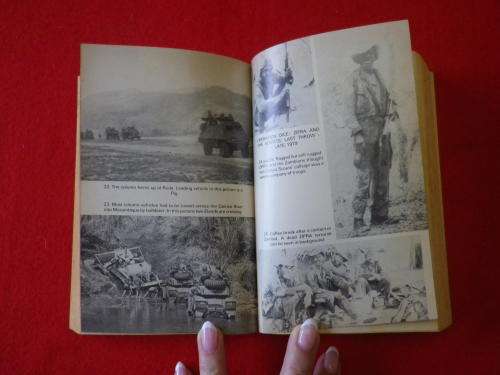 RHODESIA - `SELOUS SCOUTS TOP SECRET WAR` - REID-DALY (SIGNED)  + STIFF - SC  SOME FOXING   (8142)