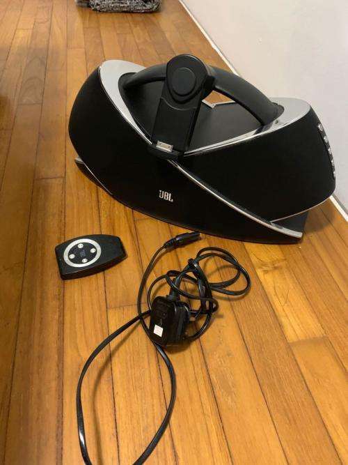 JBL OnBeat Xtreme Bluetooth Speaker System with iPod/iPhone/iPad dock