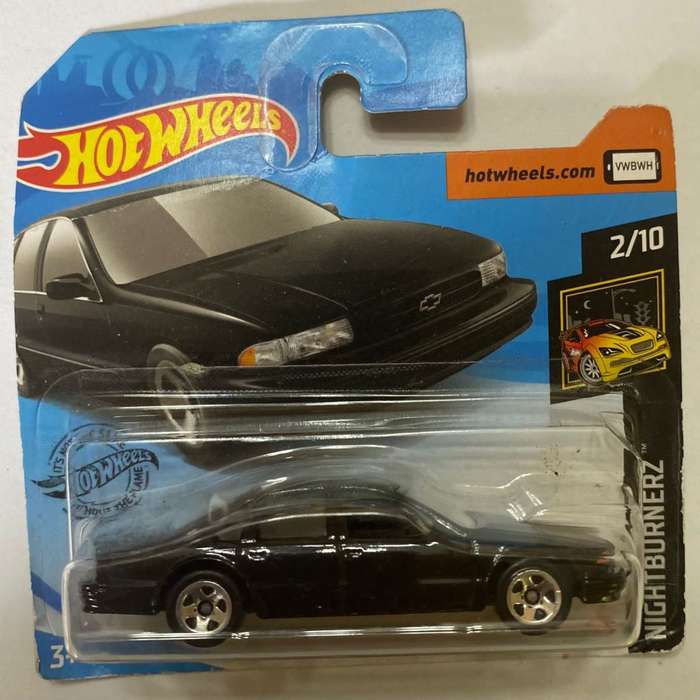 Hotwheels Diecast on Card:2020 Nightburnerz