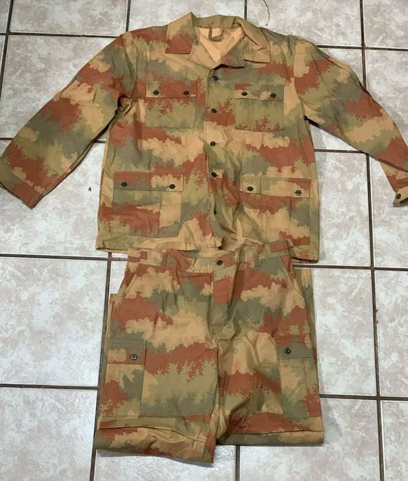 Czechoslovakia Camo Set - Not often Seen