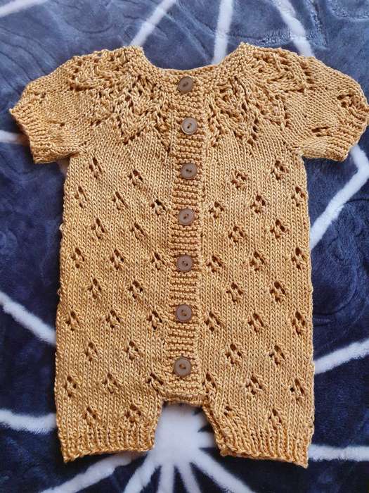 KNITTED BABY ROMPER AND BOOTIES - NEWBORN TO 2 MONTHS+