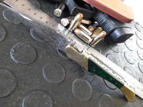 Handmade DAMASCUS  Folding Knife. Please study pictures for detail. Crazy R1 start, No reserve.