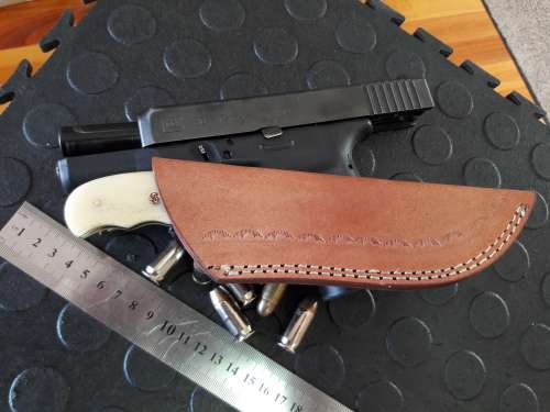 Handmade DAMASCUS Steel Knife, Camel Bone handle scales. Crazy R1 start, No reserve.