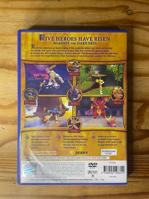 Spyro: A Hero`s Tail(PS2)