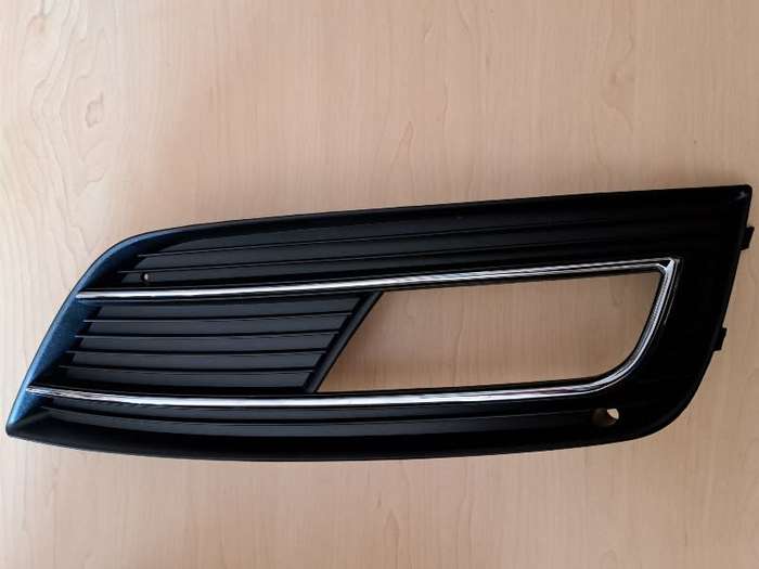 Fog Light Grille Bumper Grill Cover for Audi A4 S4 B8.5 B9 2013-2015 Left and Right