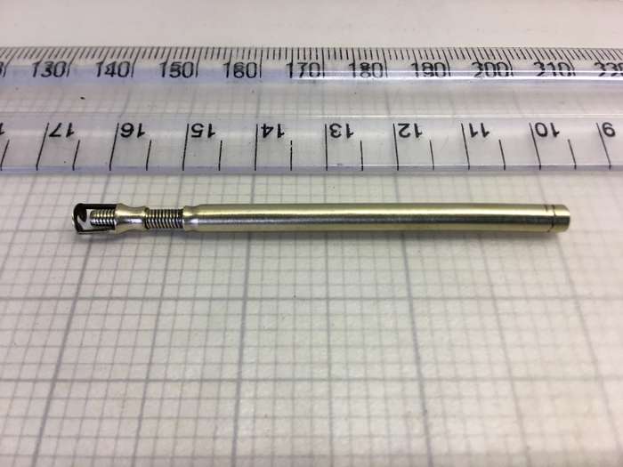 Watchmakers lantern chuck/hand lifter