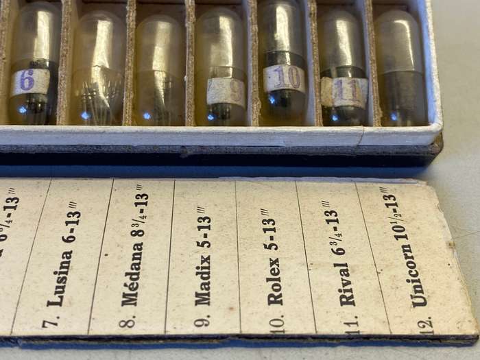 Assorted vintage watch winding stems