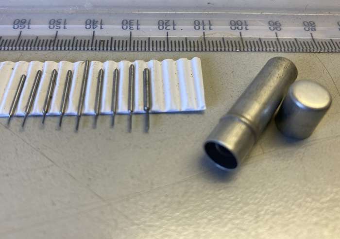 Watchmakers/jewelers micro size threading taps