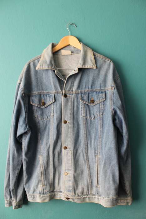 Vinatge Over Sized 90's Denim Jacket (Medium / Large)