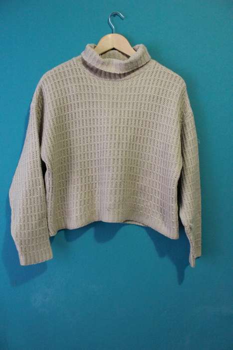 Vintage Beige Cropped Knit (Small / Medium)