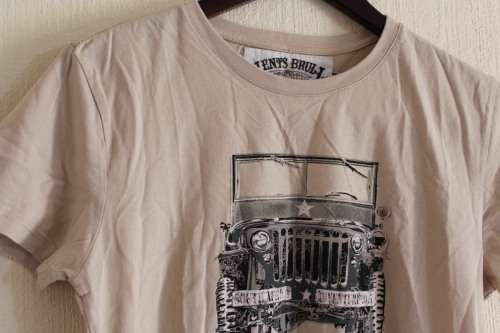 Beige T-Shirt by Venters Brull (Small)