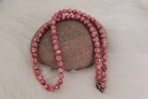 Pink Stone Necklace (Total length of 43cm)